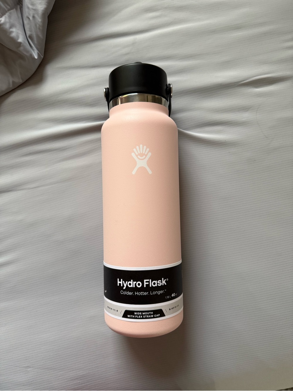 Hydro Flask Trillium Pink Wide Mouth Bottle with Flex Straw Cap